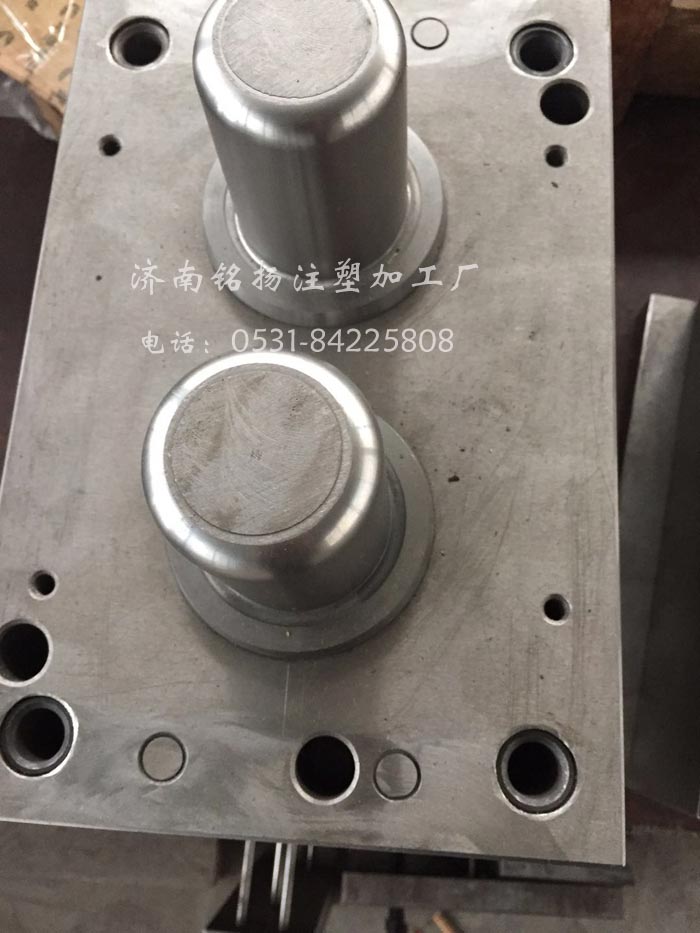 專業(yè)模具加工